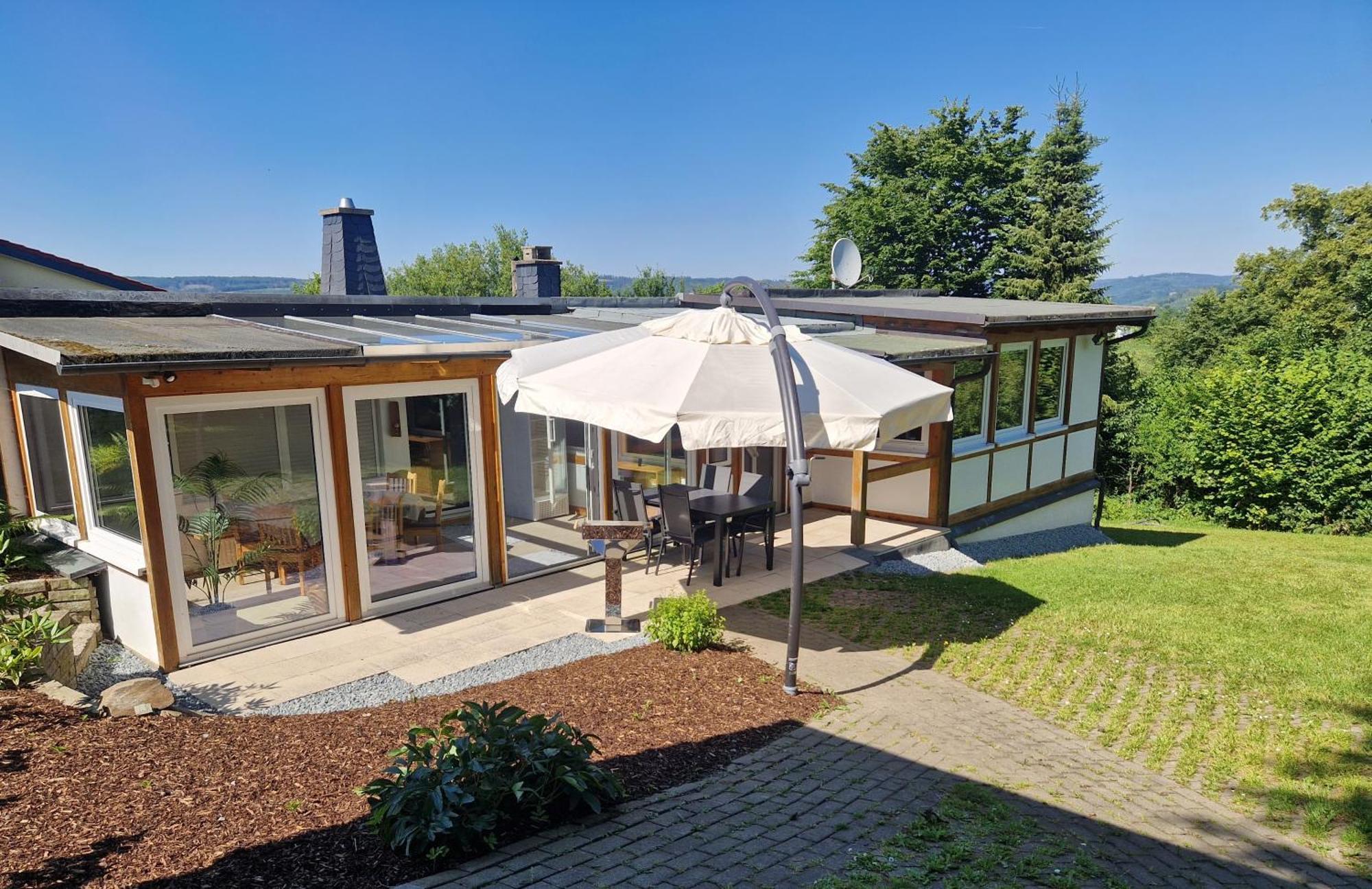 Ferienhaus Berghausen Am Hennesee Meschede Exterior photo